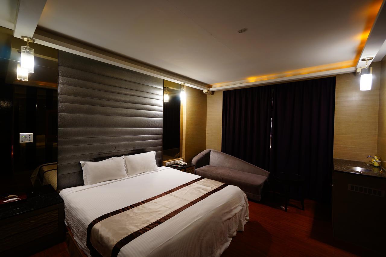 Wuqi 荷村 Motel الغرفة الصورة